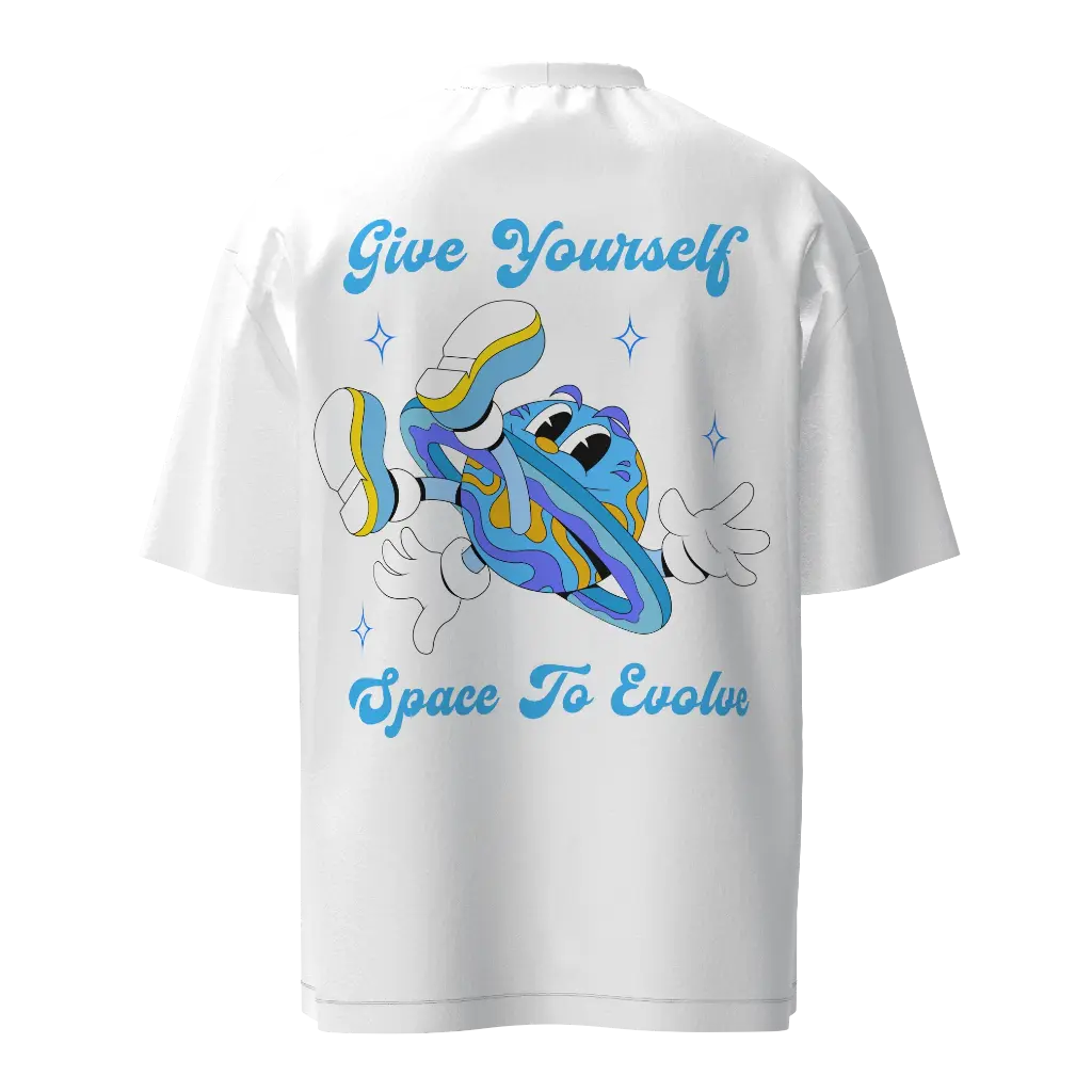 SPACE TO EVOLVE OVERSIZED TSHIRT